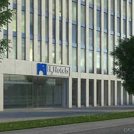 Ξενοδοχείο H2 Messe 3*