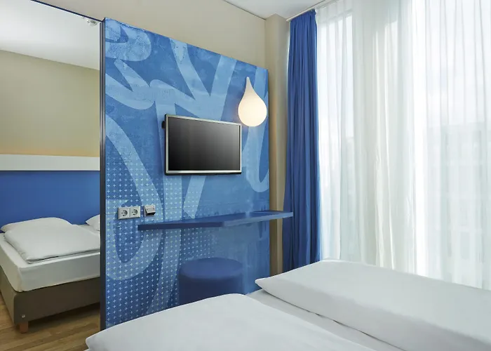 H2 Messe Hotel 3*