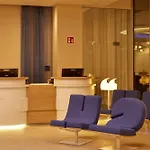 H2 Messe Szálloda 3*