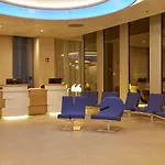 H2 Messe Szálloda 3*