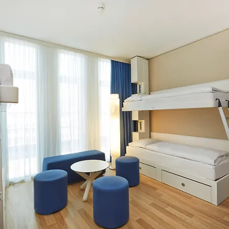 H2 Messe Hotel 3*